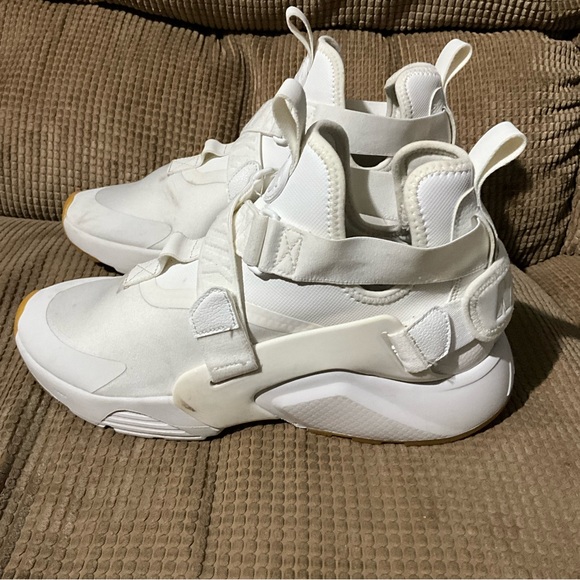 Nike Air Huarache MENS SIZE 10 WHITE - Picture 4 of 12